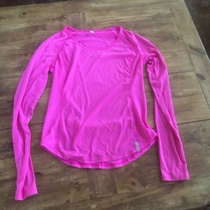 Under Armour running top